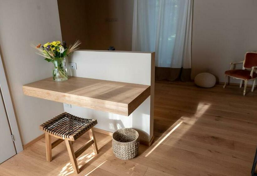 スタンダードルーム, Tenuta Pizzone