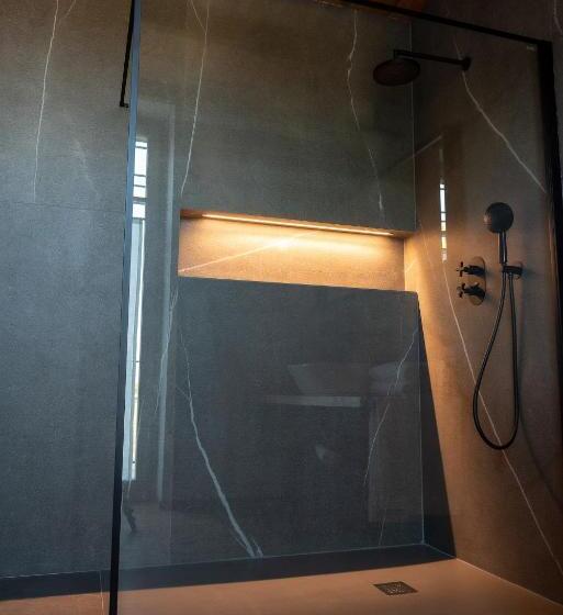 デラックスルーム, Tenuta Pizzone