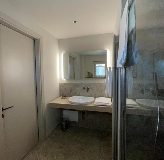 スタンダードルーム, Tenuta Pizzone