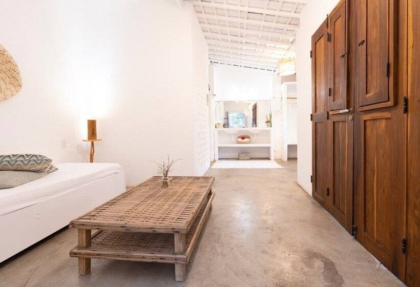 בקתת חדר, Villa Ostello