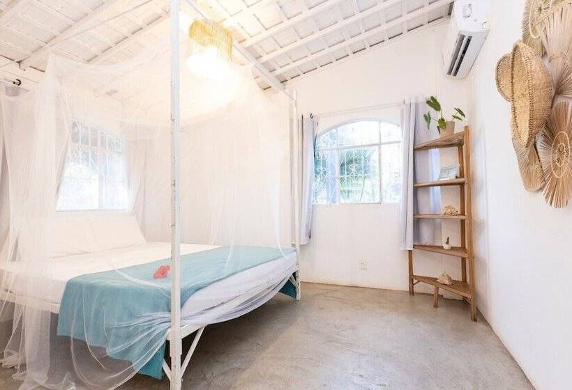 בקתת חדר, Villa Ostello