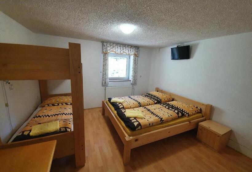 اتاق استاندارد چهار تخته, Pr` Florjan