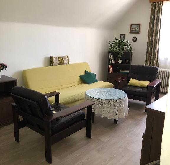 标准间, Vila Kysuca