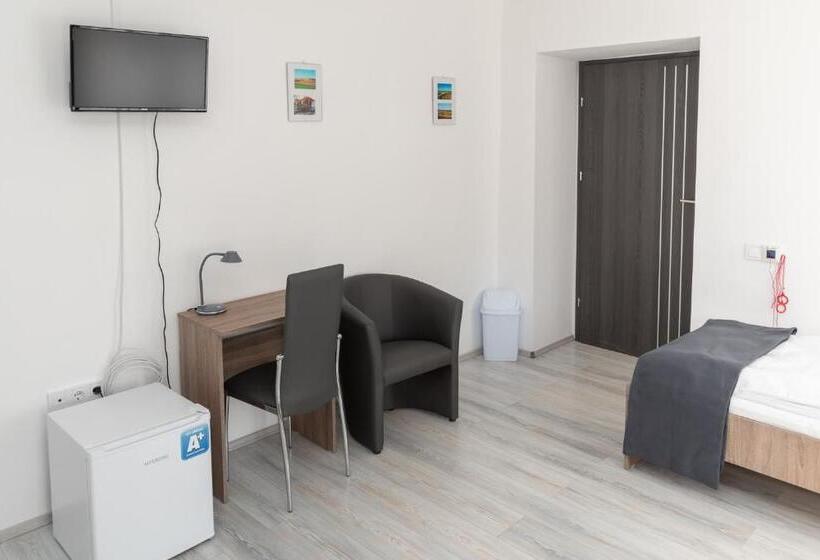 חדר סטנדרט, Keresztúri Vendégház