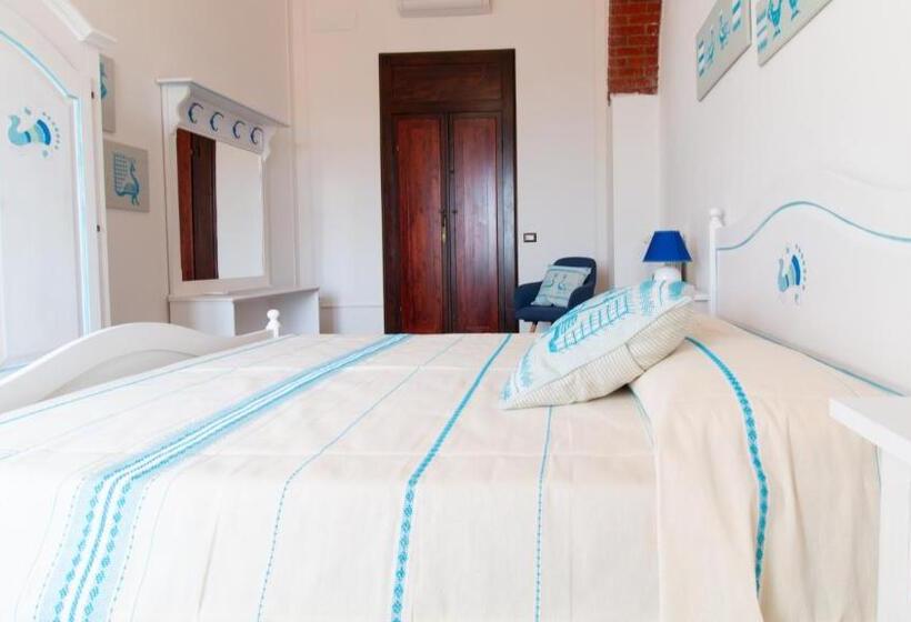 Standard room with outdoor bath, Sardinianworld   Cocco E Dessi Home