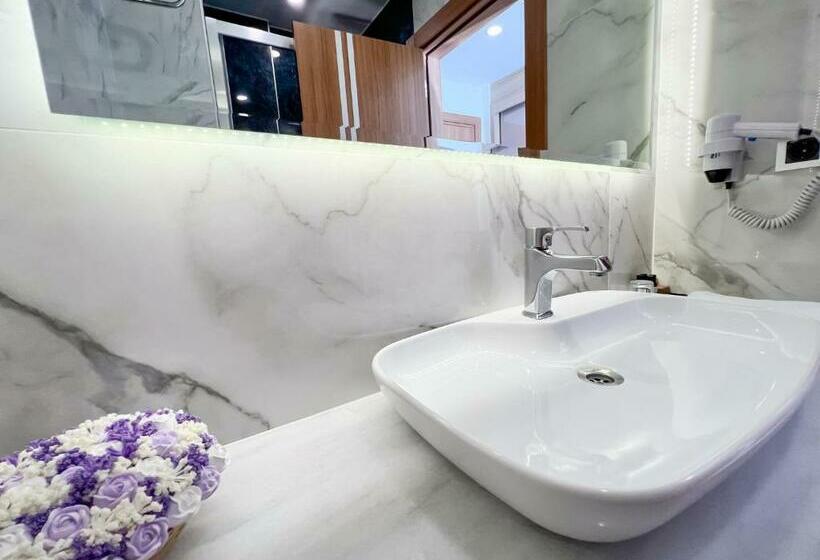 اتاق لوکس, Dna Hotel Dalyan