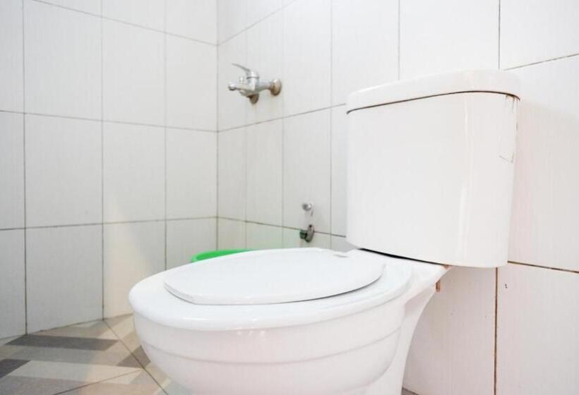 غرفة قياسية, Reddoorz Near Candi Cetho Karanganyar