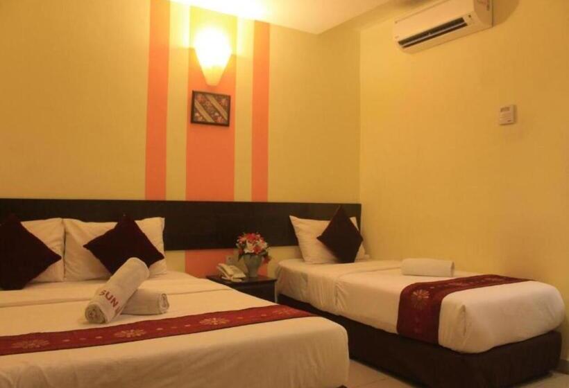 Номер Стандарт Трехместный, Sun Inns D Mind 3 Seri Kembangan