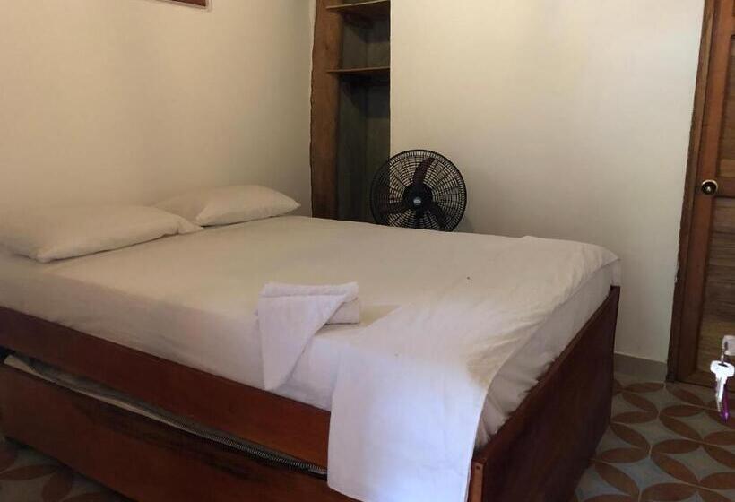 اتاق استاندارد سه نفره, Casa Palum Prívate Room Prívate Bathroom