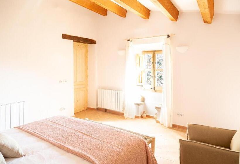 Полулюкс Вид на Горы, Nits De Bosc