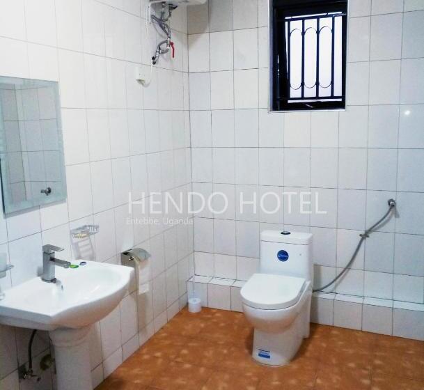 اتاق لوکس, Hendo