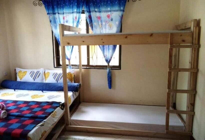 اتاق خانوادگی, Swahili House & Art