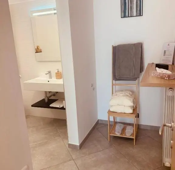 デラックスルーム, Bb Borgo Biella