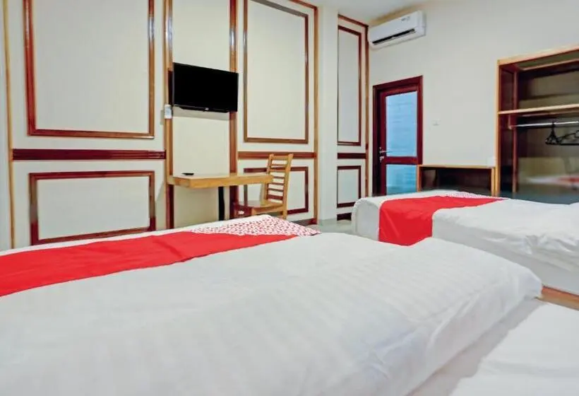 デラックスルーム, Urbanview Remington Hotel Palembang By Reddoorz