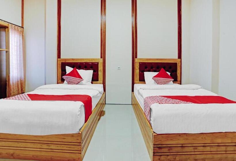 חדר סופריור, Capital O 90428 Remington