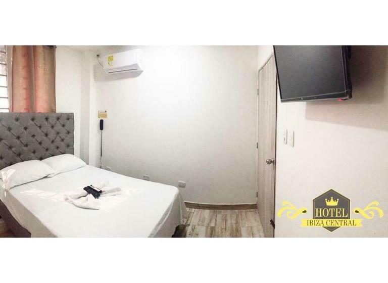 اتاق استاندارد, Ibiza Central