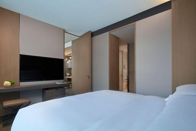 1 Bedroom Apartment Lake View, The Meixi Lake, Changsha Marriott Executive Apartments