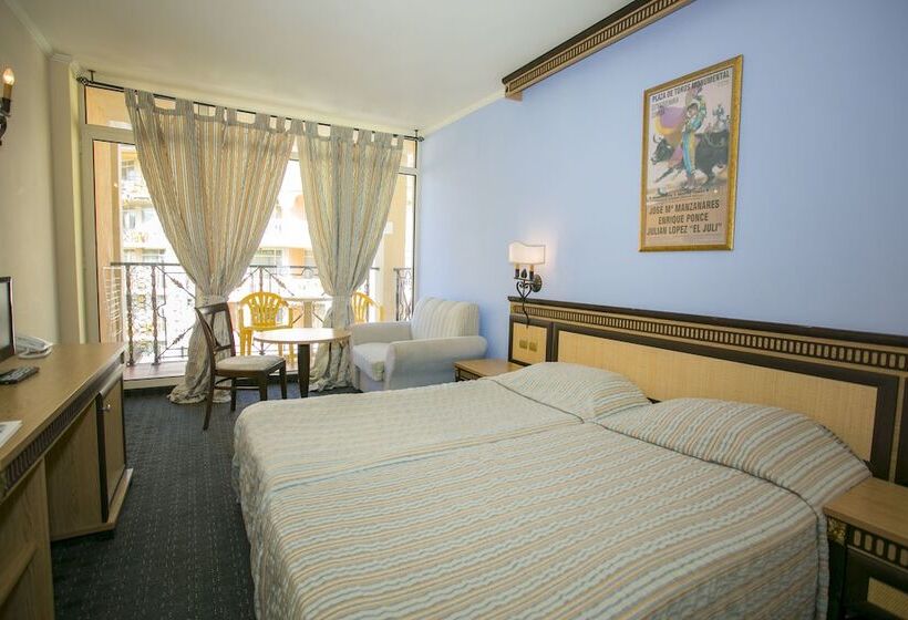 غرفة قياسية مطلة على المتنزه, Atrium Beach Hotel   All Inclusive