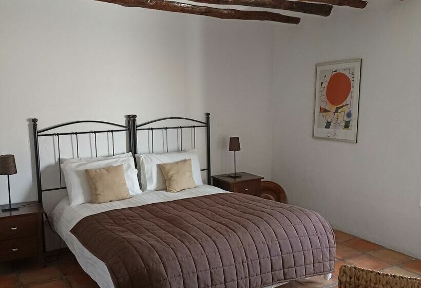 سوییت لوکس, Casa Pedro Barrera