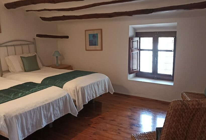 سوییت لوکس, Casa Pedro Barrera