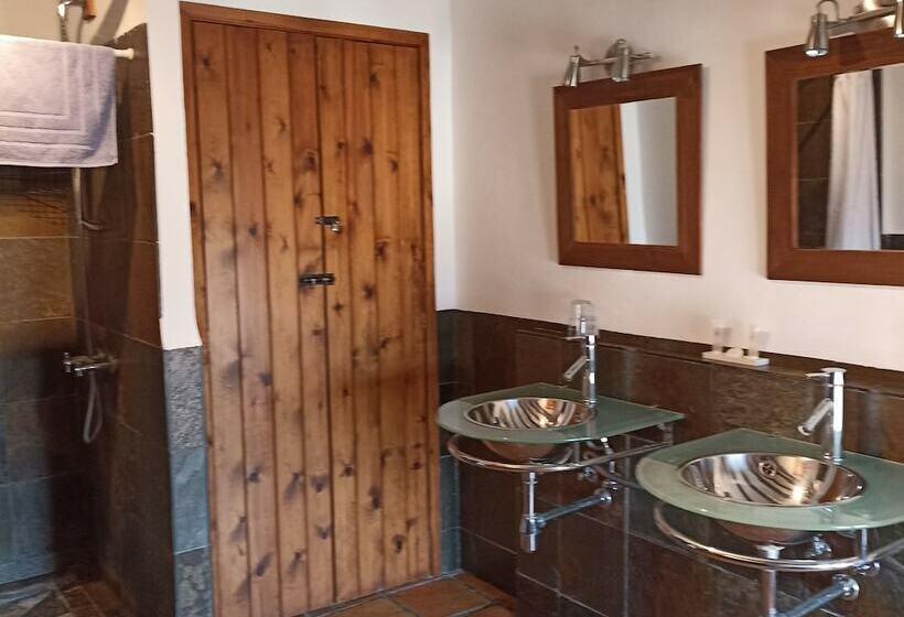 سوییت لوکس, Casa Pedro Barrera