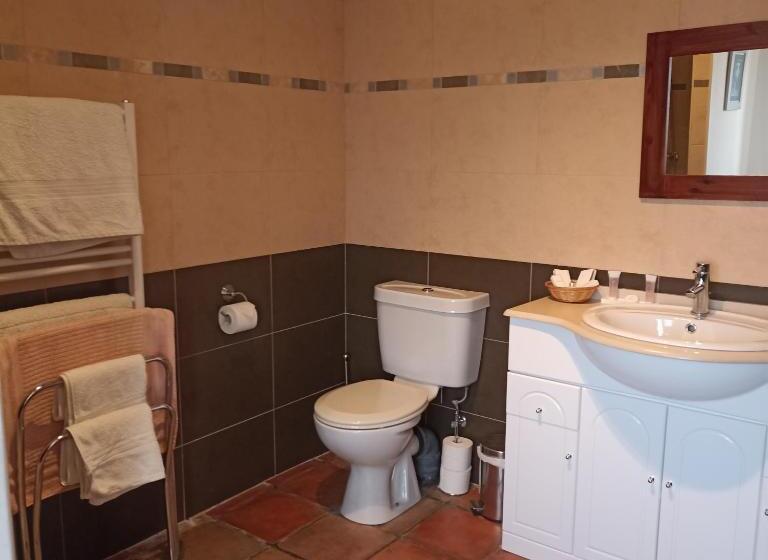 سوییت لوکس, Casa Pedro Barrera