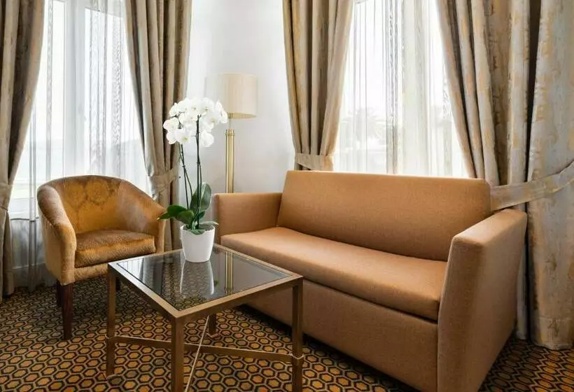 اتاق استاندارد با چشم‌انداز دریا, Eurostars Gran Hotel La Toja