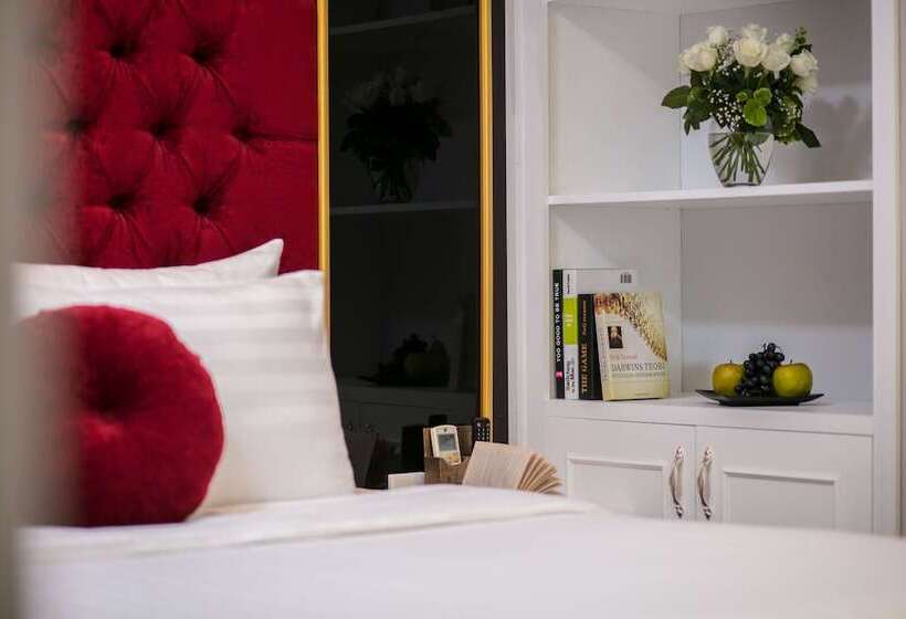 سوییت اجرایی, Flora Centre Hotel & Spa