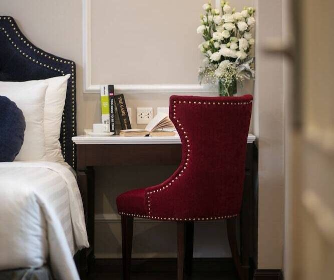 اتاق لوکس سه تخته, Flora Centre Hotel & Spa