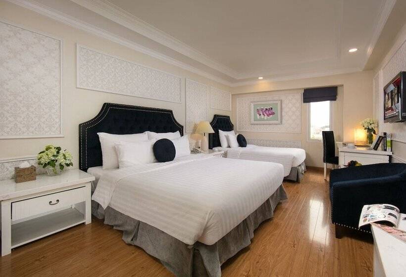 اتاق لوکس سه تخته, Flora Centre Hotel & Spa