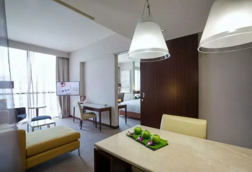 Suite Queen Bed, Centro Barsha By Rotana