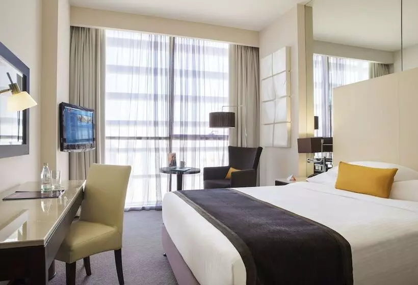 Suite Queen Bed, Centro Barsha By Rotana