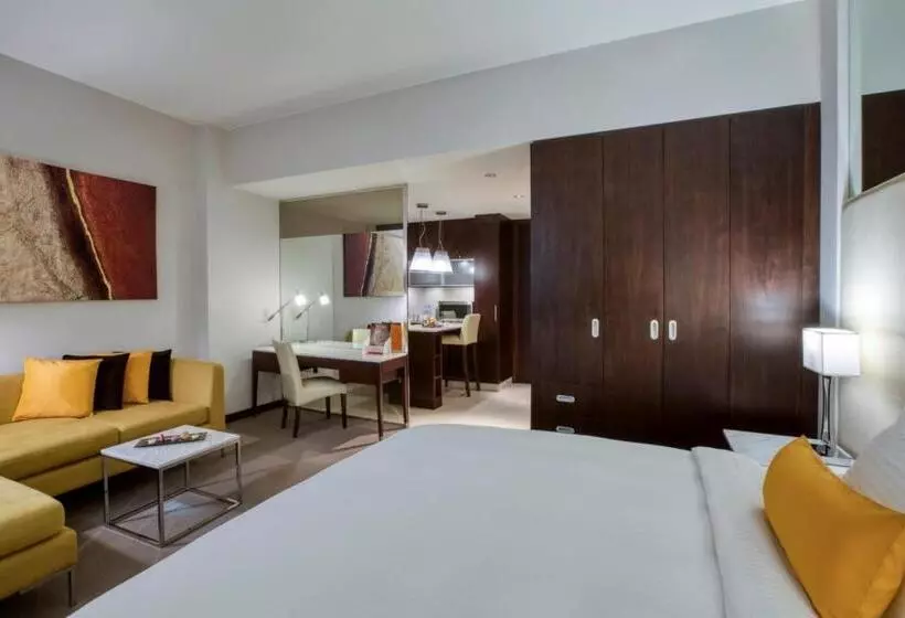 استودیوی استاندارد با تخت دو نفره بزرگ, Centro Barsha By Rotana