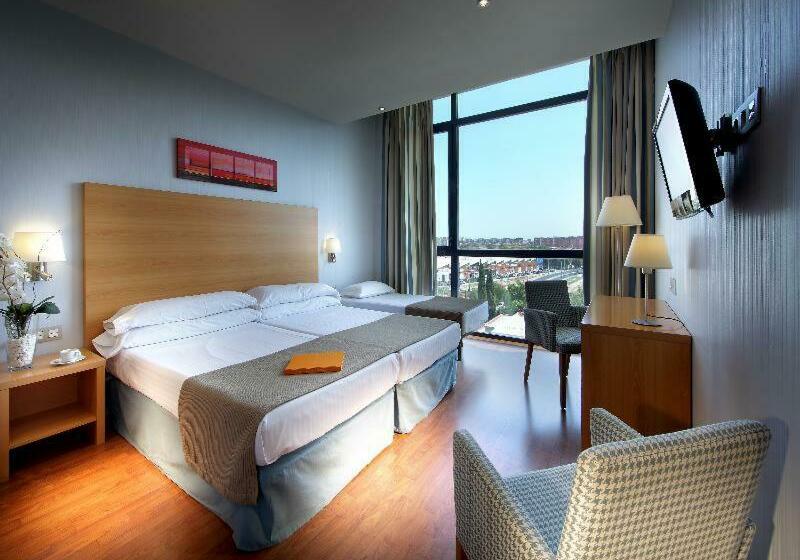 Номер Стандарт, Exe Sevilla Palmera