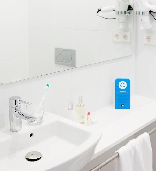 اتاق استاندارد, Live & Dream