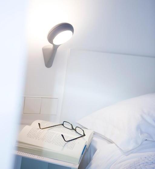 اتاق استاندارد یک نفره, Live & Dream