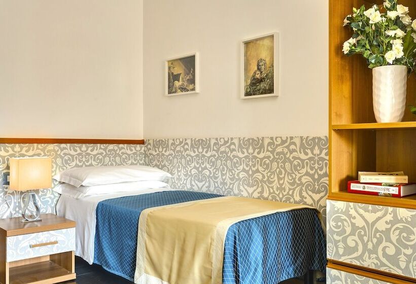 חדר סטנדרט יחיד, Marcantonio