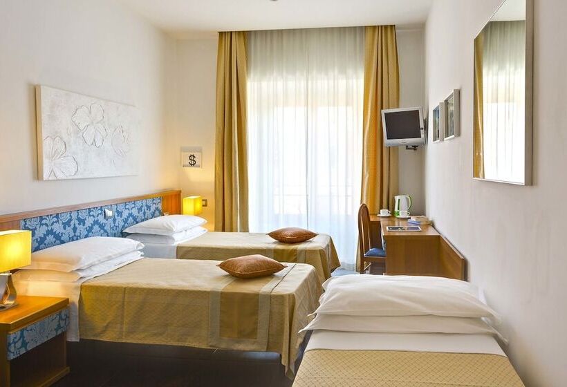 חדר סטנדרט לשלושה, Marcantonio