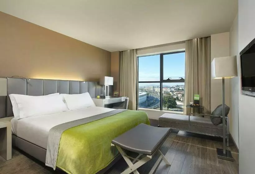 سوییت جونیور, Melia Braga Hotel & Spa