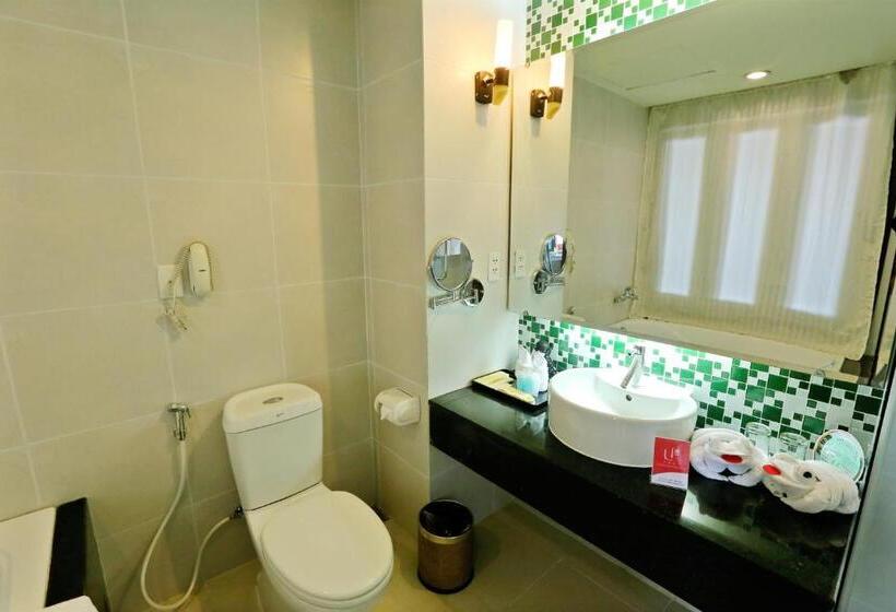 سوییت جونیور, Park View