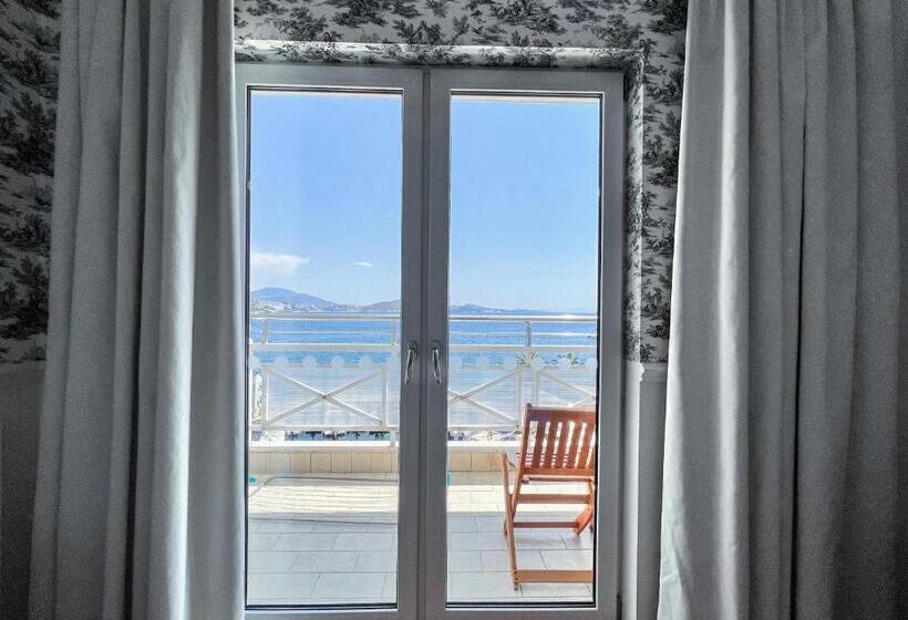 غرفة قياسية مطلّة علي البحر, Porto Eda