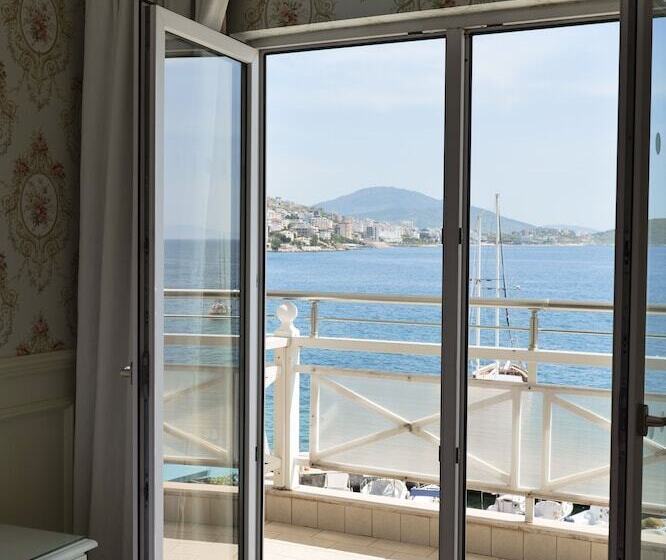 غرفة قياسية مطلّة علي البحر, Porto Eda