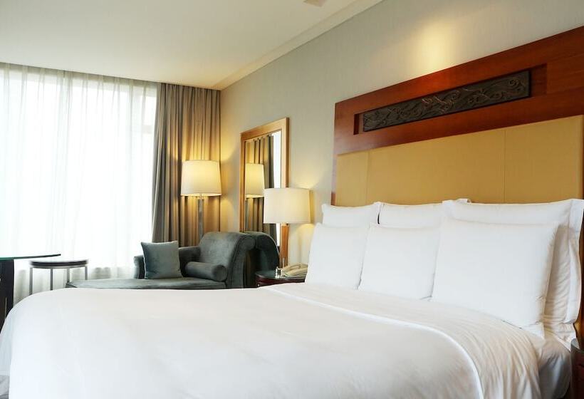 اتاق کلاس بیزنس, Renaissance Wuhan