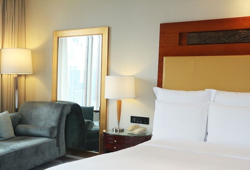 اتاق کلاس بیزنس, Renaissance Wuhan