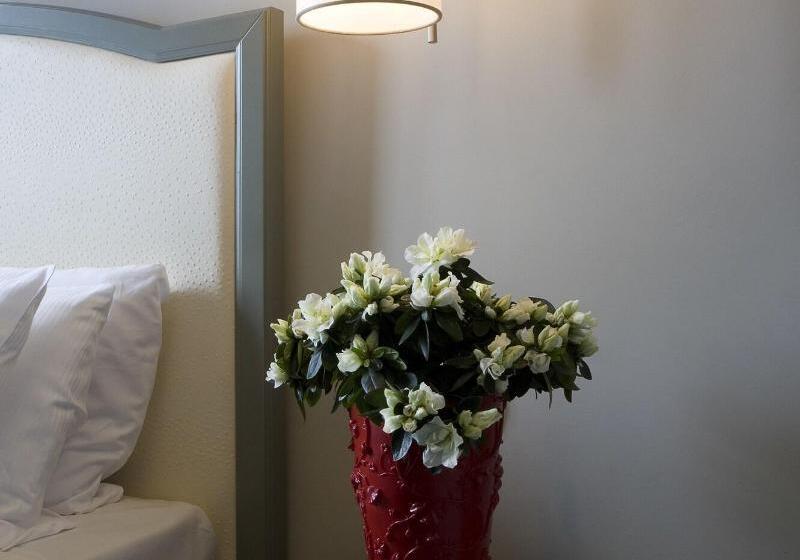 Номер Стандарт Трехместный, Rosso23   Wtb Hotels