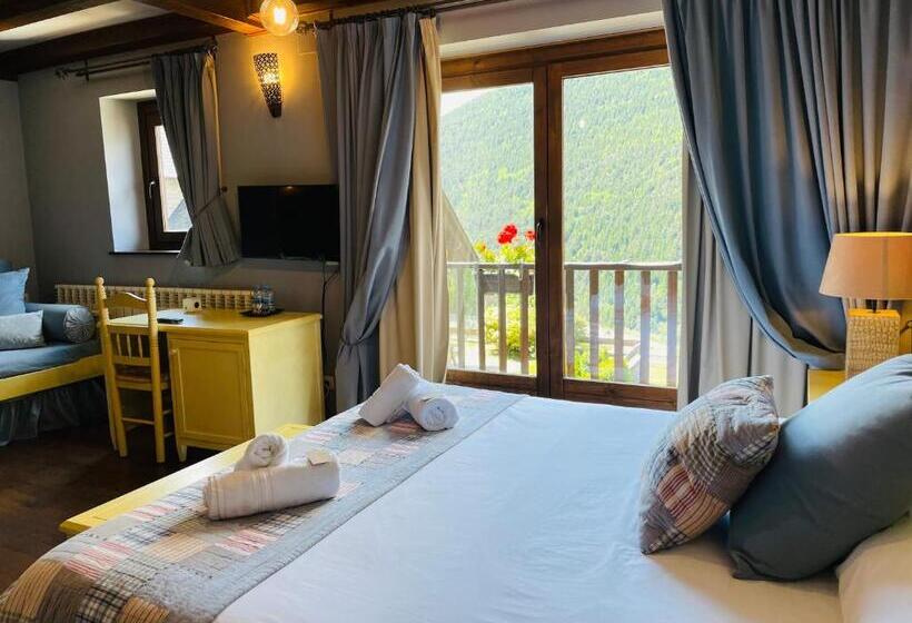 سوییت لوکس, Tierras De Arán