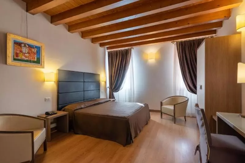 سوییت جونیور سوپریور, Eco Unahotels Villa Costanza Venezia