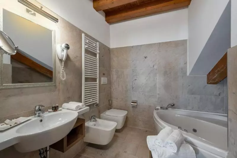 سوییت جونیور سوپریور, Eco Unahotels Villa Costanza Venezia