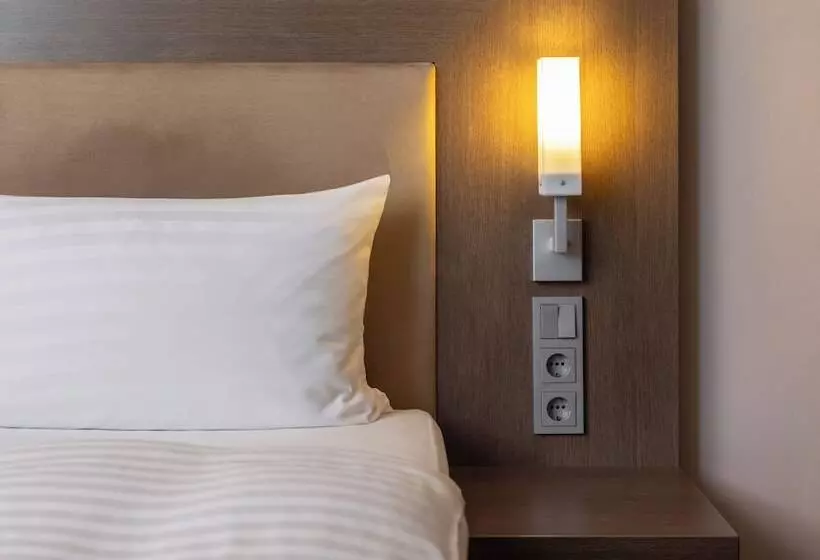 اتاق استاندارد, Intercityhotel Berlin Airport Area North