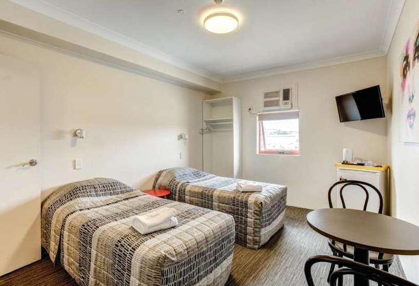 اتاق استاندارد, Arena